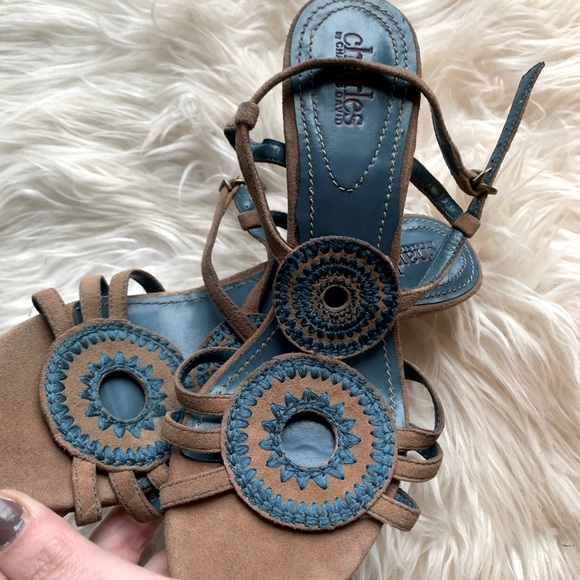 Charles David Embroidered Suede Leather Wood Kitten Heels Y2K 90s - Picture 3 of 6